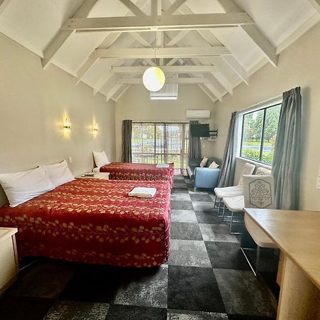 Apex On Fenton Motel Rotorua Ngoại thất bức ảnh